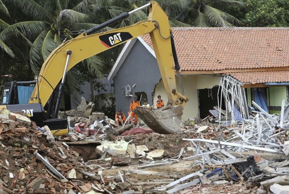 Los supervivientes del tsunami en Indonesia son víctimas del hambre y las enfermedades