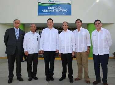 Presidente Varela recorre complejo de AES en República Dominicana