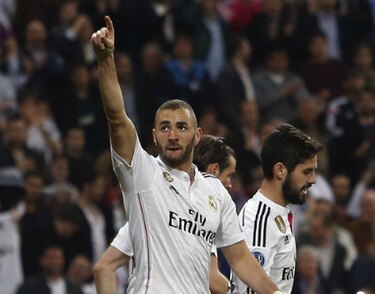 Real Madrid sufre, pierde; pero avanza a cuartos de final