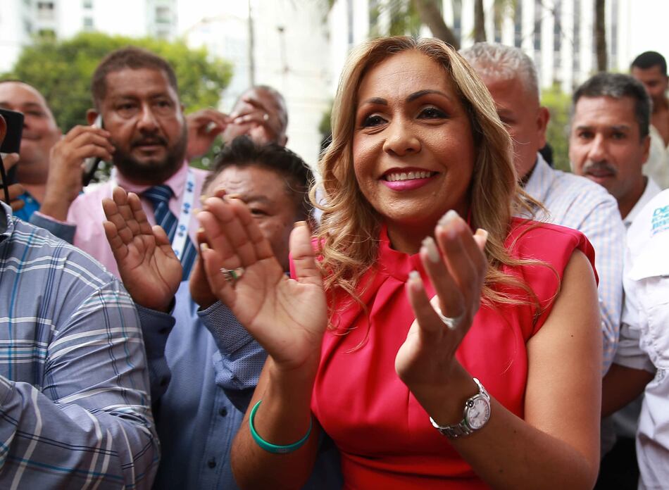 Diputada Yanibel Ábrego adquiere más tierras estatales por centavos