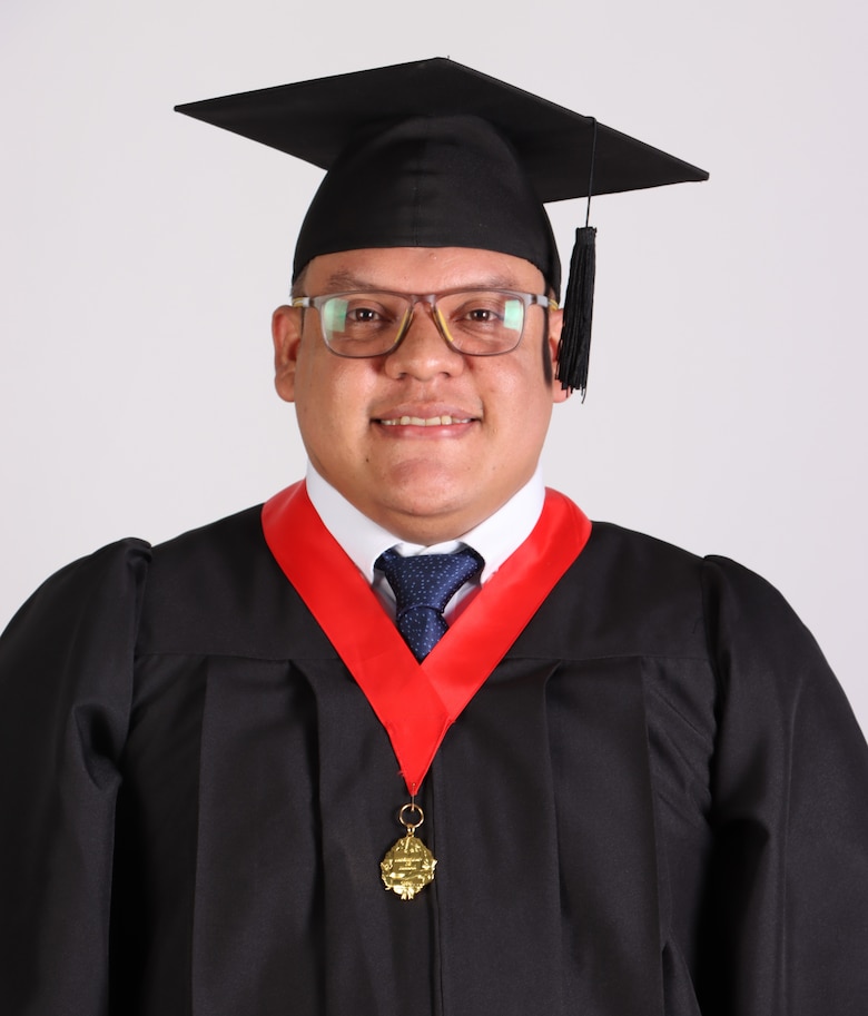 La Universidad de Panamá presenta a los graduados de su Facultad de Derecho y Ciencias Políticas