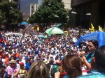 Oposición marcha para pedir la renuncia de Nicolás Maduro