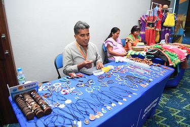 Tres artesanos panameños que transforman la discapacidad en arte y resiliencia