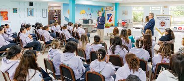 Florida State University y Colegio Las Esclavas firman convenio de colaboración