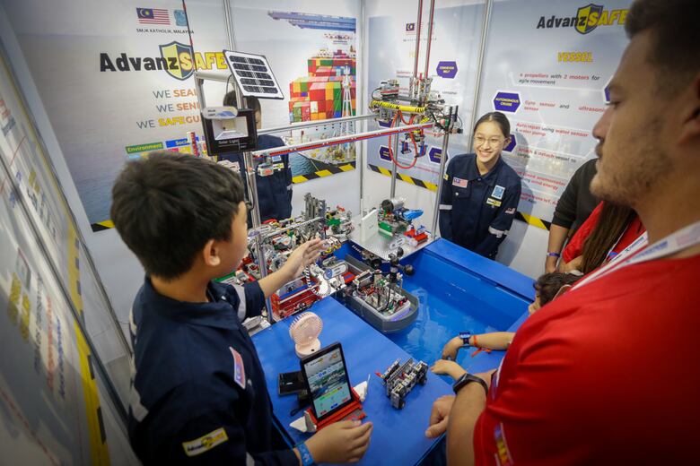 Ingenio y conocimiento en Olimpiada Mundial de Robótica 2023