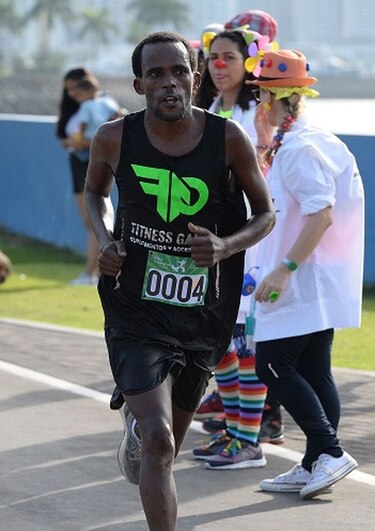 Carrera por la Esperanza se corrió este domingo en su sexta edición