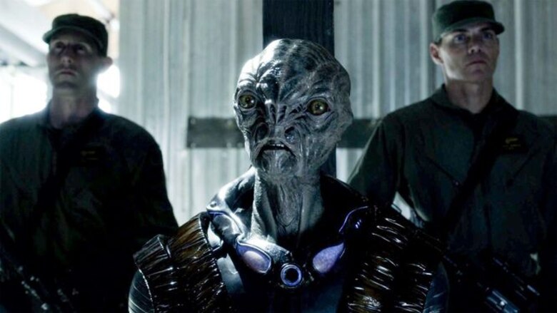 Doug Jones: La sonrisa detrás de los monstruos