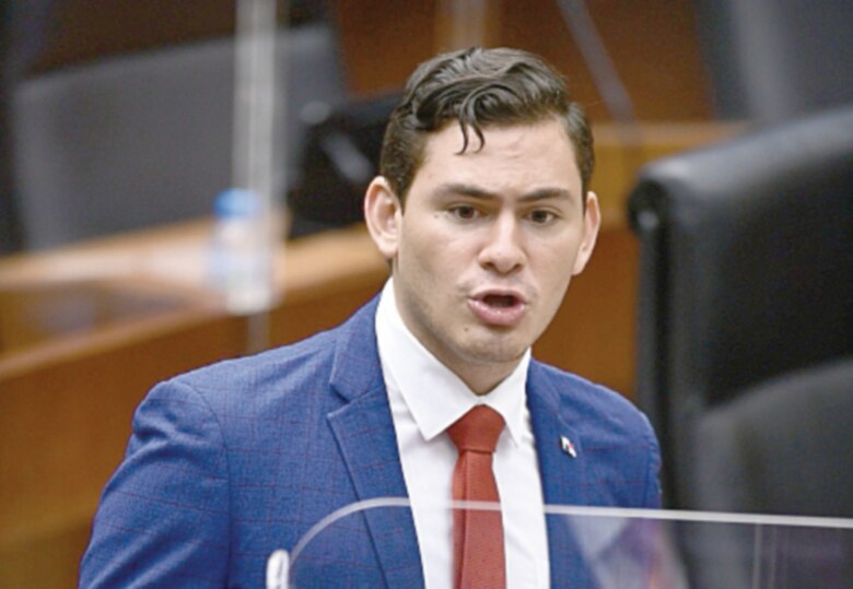 Los diputados independientes son los que más ahorran en planilla legislativa