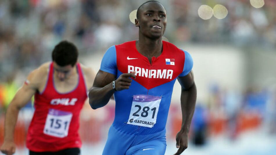 Alonso Edward arranca el 2015 con medalla de oro