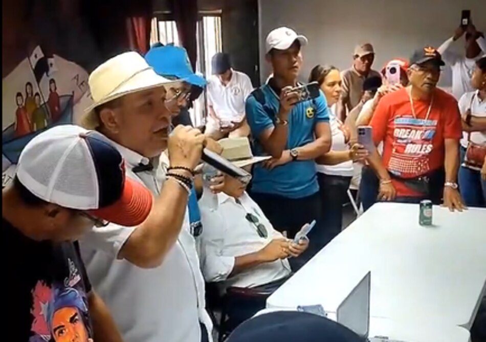 Docentes de Aeve autorizan a firmar acuerdo con Meduca que pone fin al paro