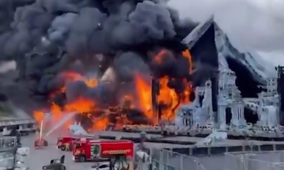 Tomorrowland sufre un incendio en su escenario principal a dos días de su inauguración
