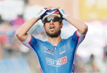 Bouhanni gana etapa en Giro