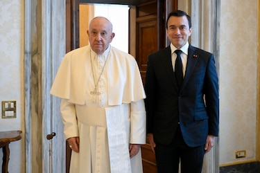 Noboa le dice al papa Francisco que seguirá ‘luchando’