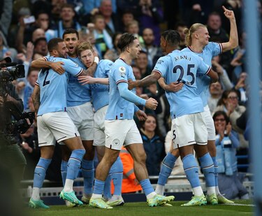 El Manchester City golea al Arsenal y se encamina a conquistar la liga inglesa