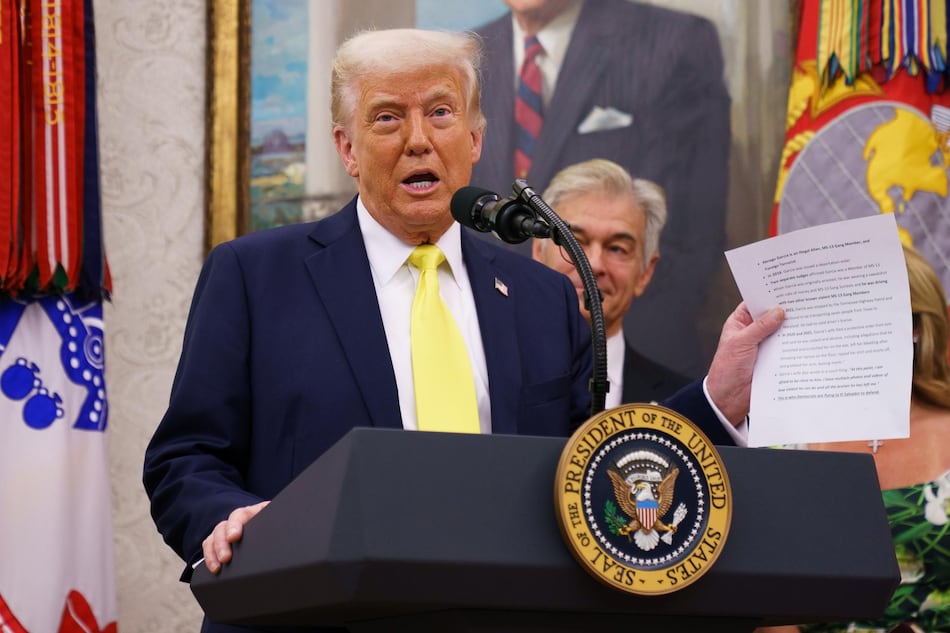 Trump firmará este lunes una orden para reducir hasta en un 80 % el precio de medicinas con receta