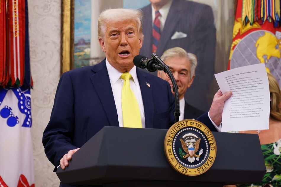 Trump firmará este lunes una orden para reducir hasta en un 80 % el precio de medicinas con receta