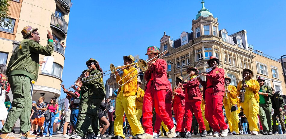 El tradicional carnaval de Notting Hill se inunda de ritmos afrocaribeños