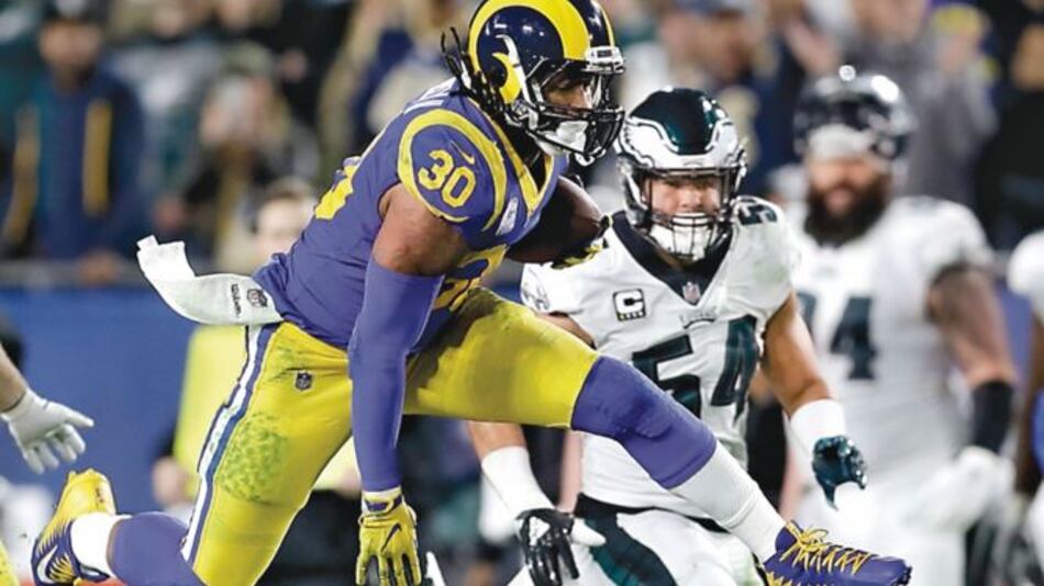 Elliott ante Gurley, por los ‘playoffs’