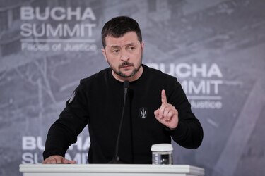 Zelenski pide armas a Occidente y subraya que no puede haber paz en una Ucrania dividida