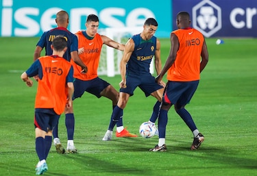 Cristiano vuelve al césped, Ruben Dias trabaja en el gimnasio