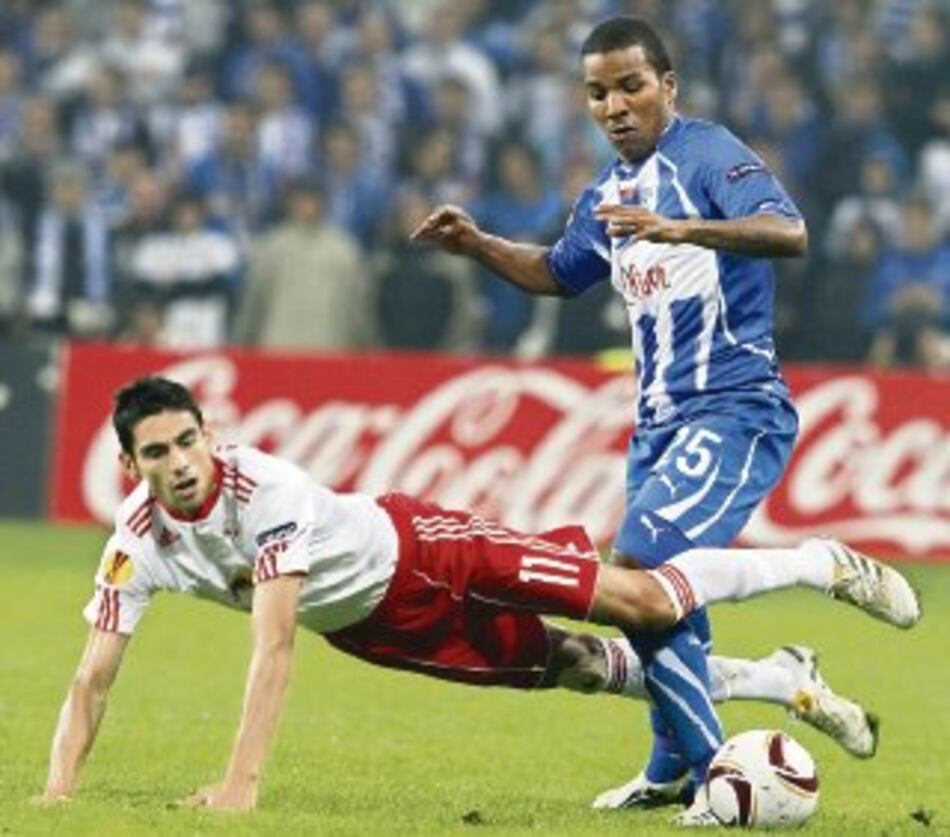 Henríquez sale airoso con Lech