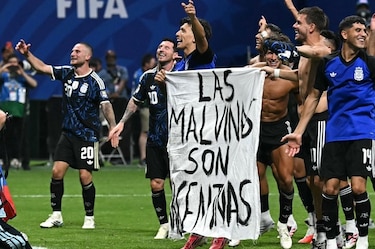 Video inédito revela cómo bandera de Malvinas llegó a jugadores argentinos en Mundial 2026