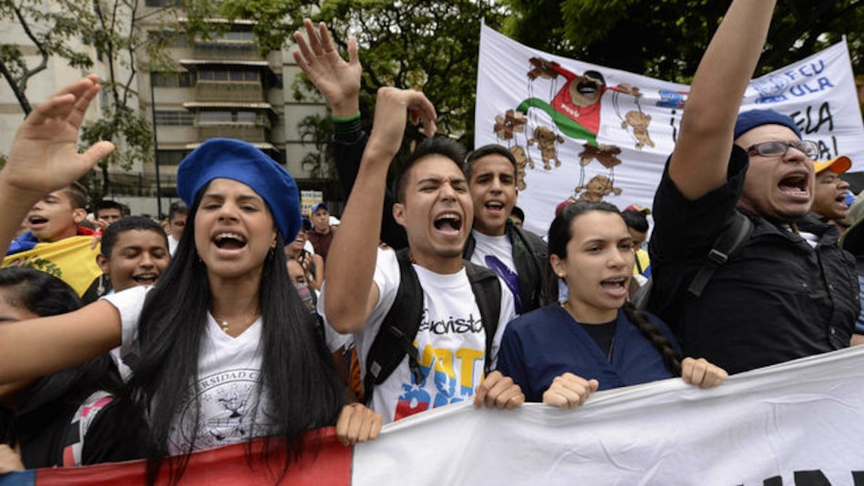 Venezuela: Recaudo de firmas para revocatorio a Nicolás Maduro será del 26 al 28 de octubre