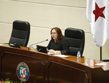 La promesa de Dana Castañeda: impulsar reformas al reglamento interno de la Asamblea