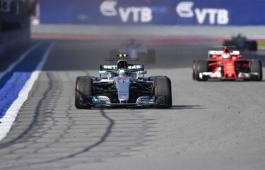 Bottas sorprende en Rusia y firma su primer triunfo