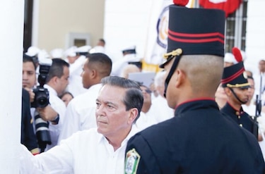 Castulovich, Ahumada y Mitchell, en el grupo que dará informe a Cortizo