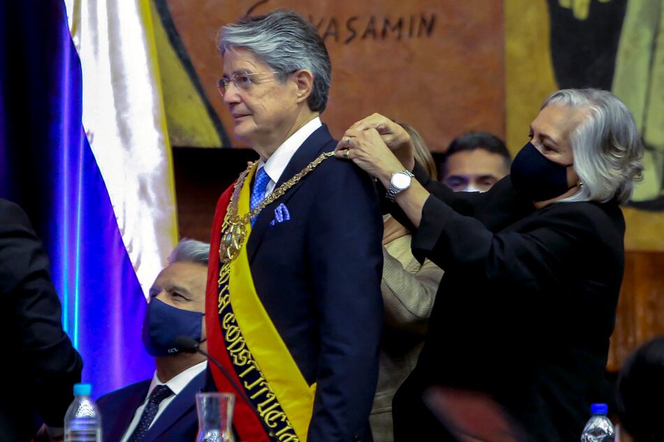 Guillermo Lasso es investido como presidente de Ecuador por el Congreso