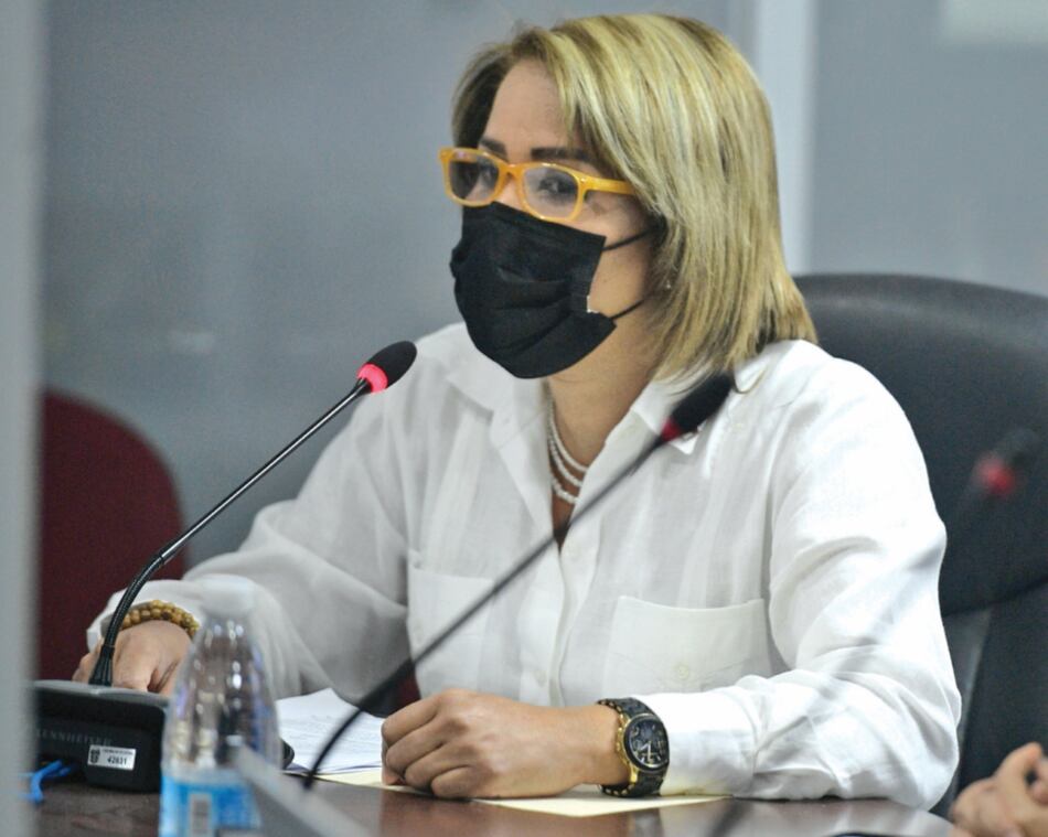 Gloriela Del Río se queda en la LNB, pese a escándalo