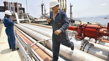 EU da plazo a empresas que trabajan con Pdvsa