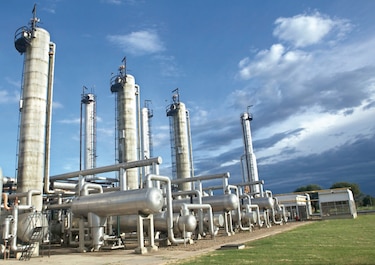 Bolivia negocia con Brasil venta de gas natural licuado