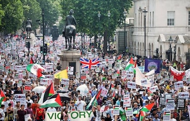 En Londres se manifiestan contra los ataques israelíes en Gaza