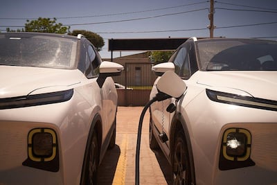 La ‘revolución silenciosa’ que lidera Uruguay con los autos eléctricos en América Latina