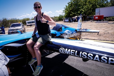 La piloto estadounidense Melissa Burns llega a Guararé para el Festival Aéreo 2026