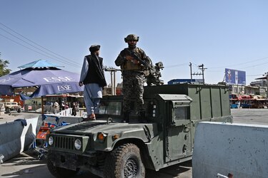 El futuro del aeropuerto de Kabul es objeto de intensas negociaciones