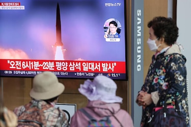 Corea del Norte realiza un ejercicio aéreo en plena escalada de tensión