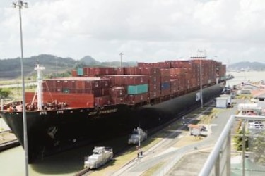 EU mueve el 43% del tonelaje del Canal