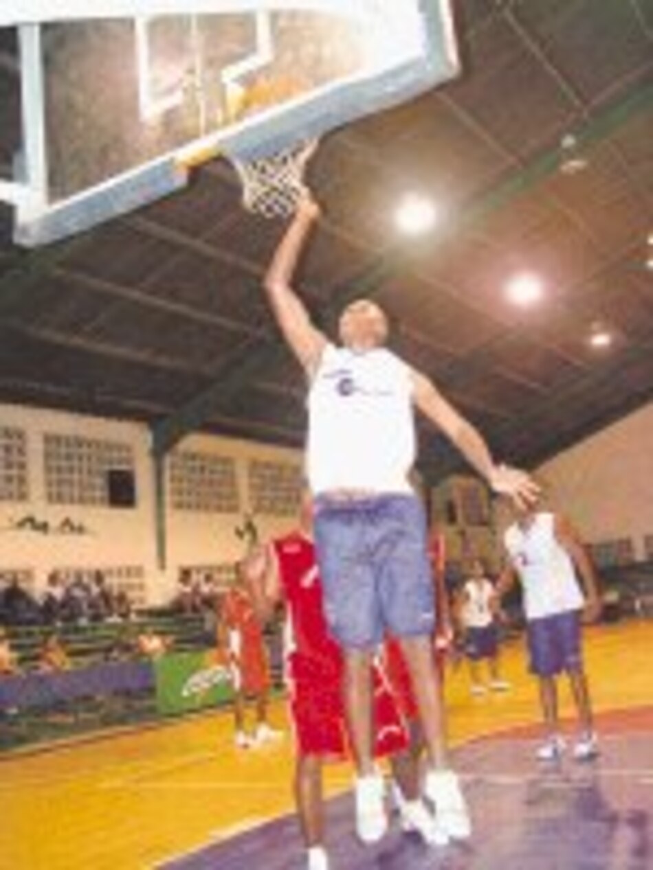 Toros y Potros hicieron de las suyas en el Metrobásquet