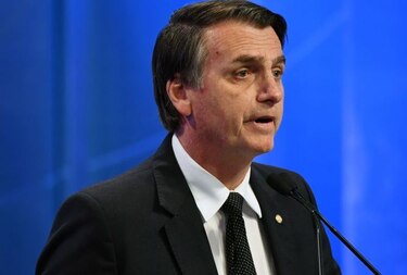 Candidatos en Brasil se comprometen a defender la 'Constitución'