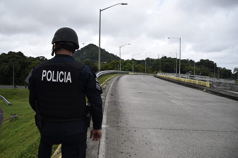 Continúa el cierre en el puente de las Américas y la vía Centenario
