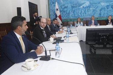 Gabinete logístico acuerda promover al país como plataforma de transporte aéreo, marítimo y terrestre