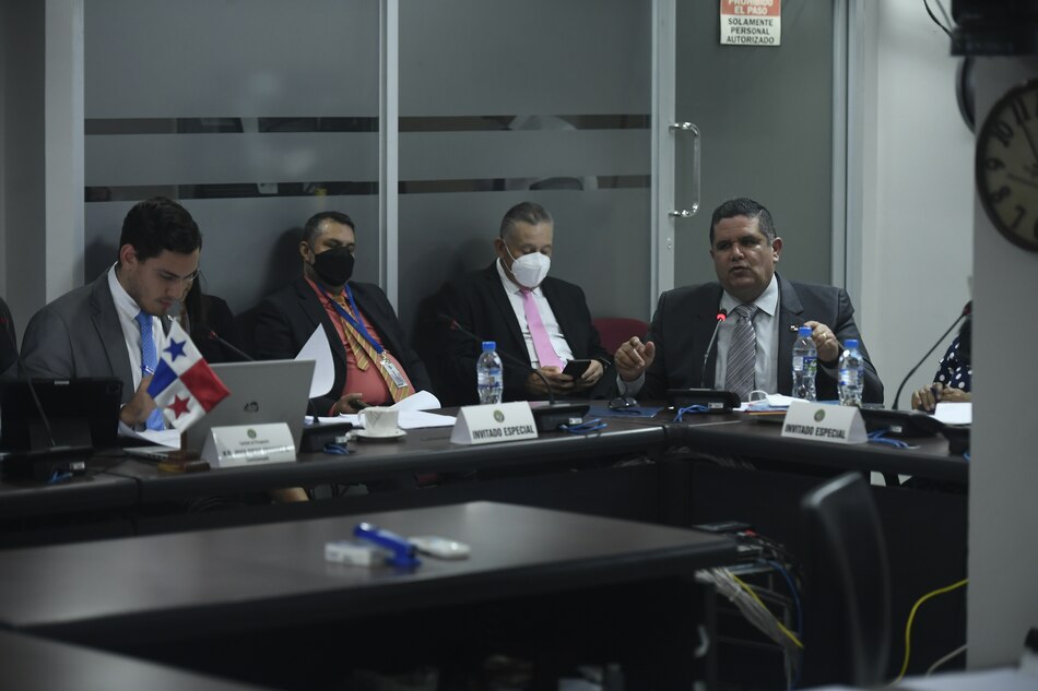 Jubilaciones especiales en los estamentos de seguridad tienen una falla actuarial de origen, reconoce el MEF