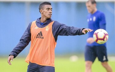 Edgar Bárcenas se une al Oviedo y está preparado para ayudar al equipo