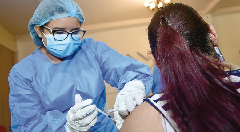 Hospitales privados serán evaluados para vacunación