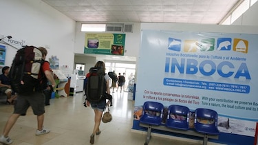 Critican impuesto municipal a turistas en Bocas del Toro
