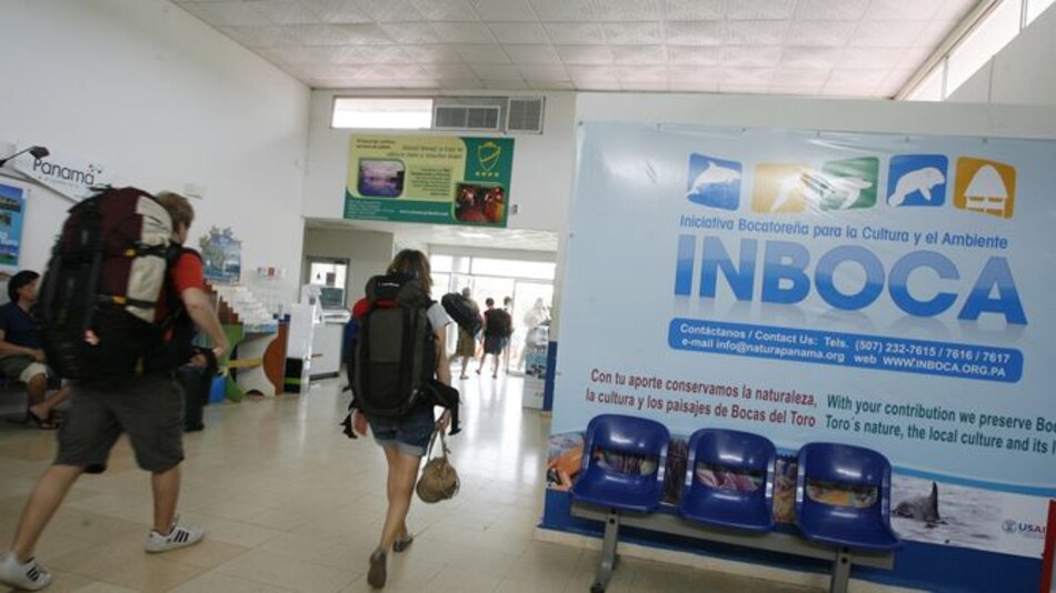 Critican impuesto municipal a turistas en Bocas del Toro