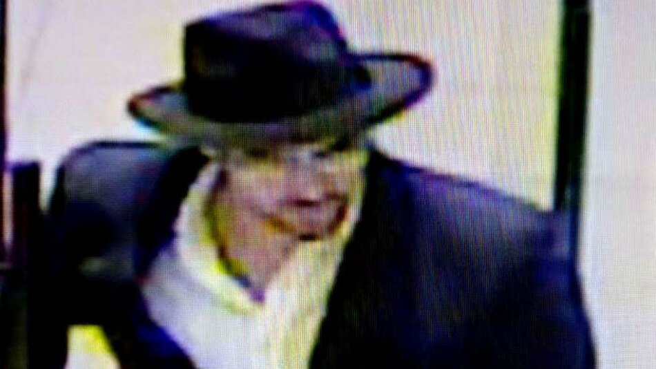 Investigan robo de 17 Rolex en joyería